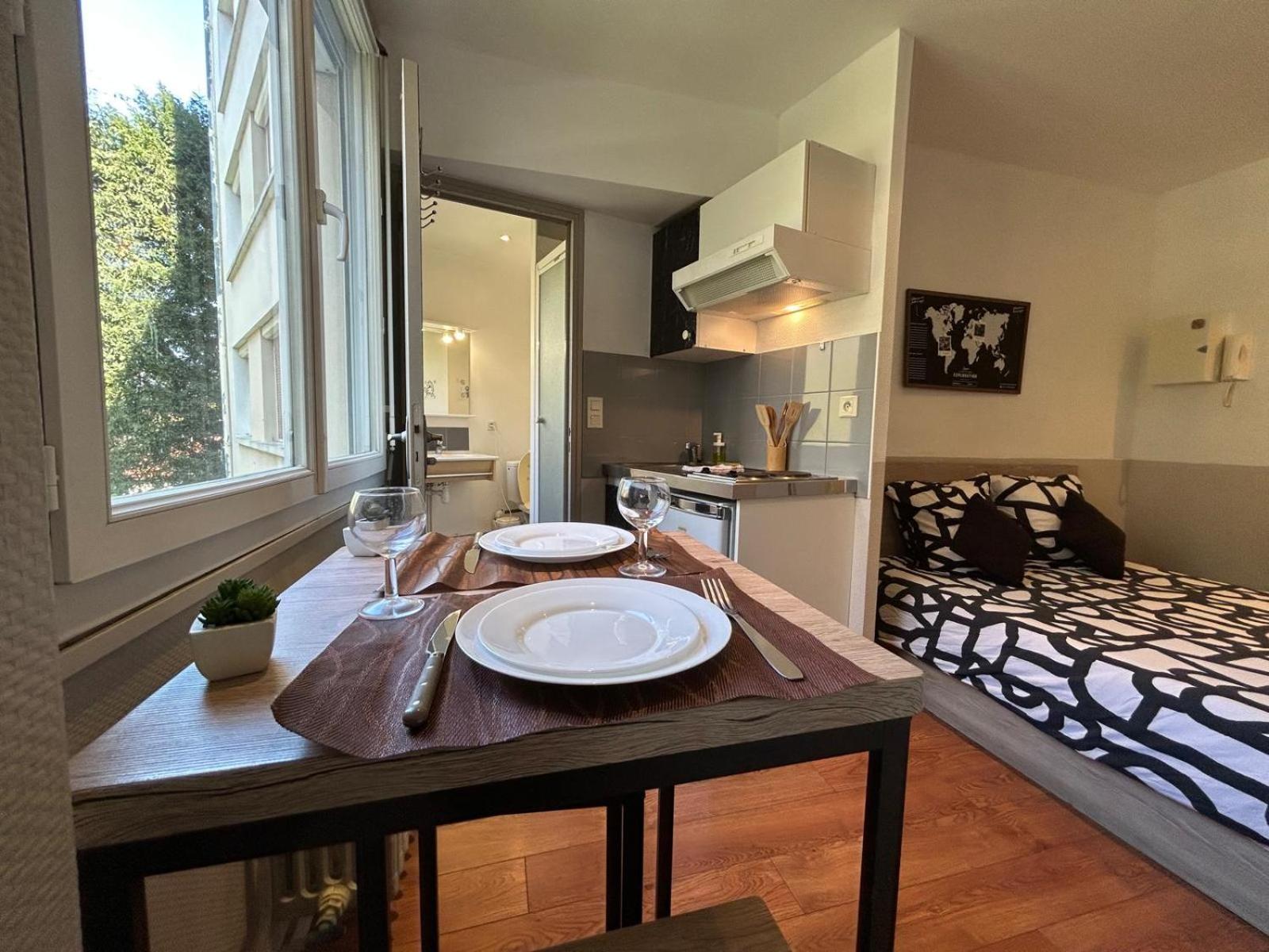 Studio 96 - Wi Fi Fibre - Residence Beausejour - Proche Centre Ville Troyes Bagian luar foto
